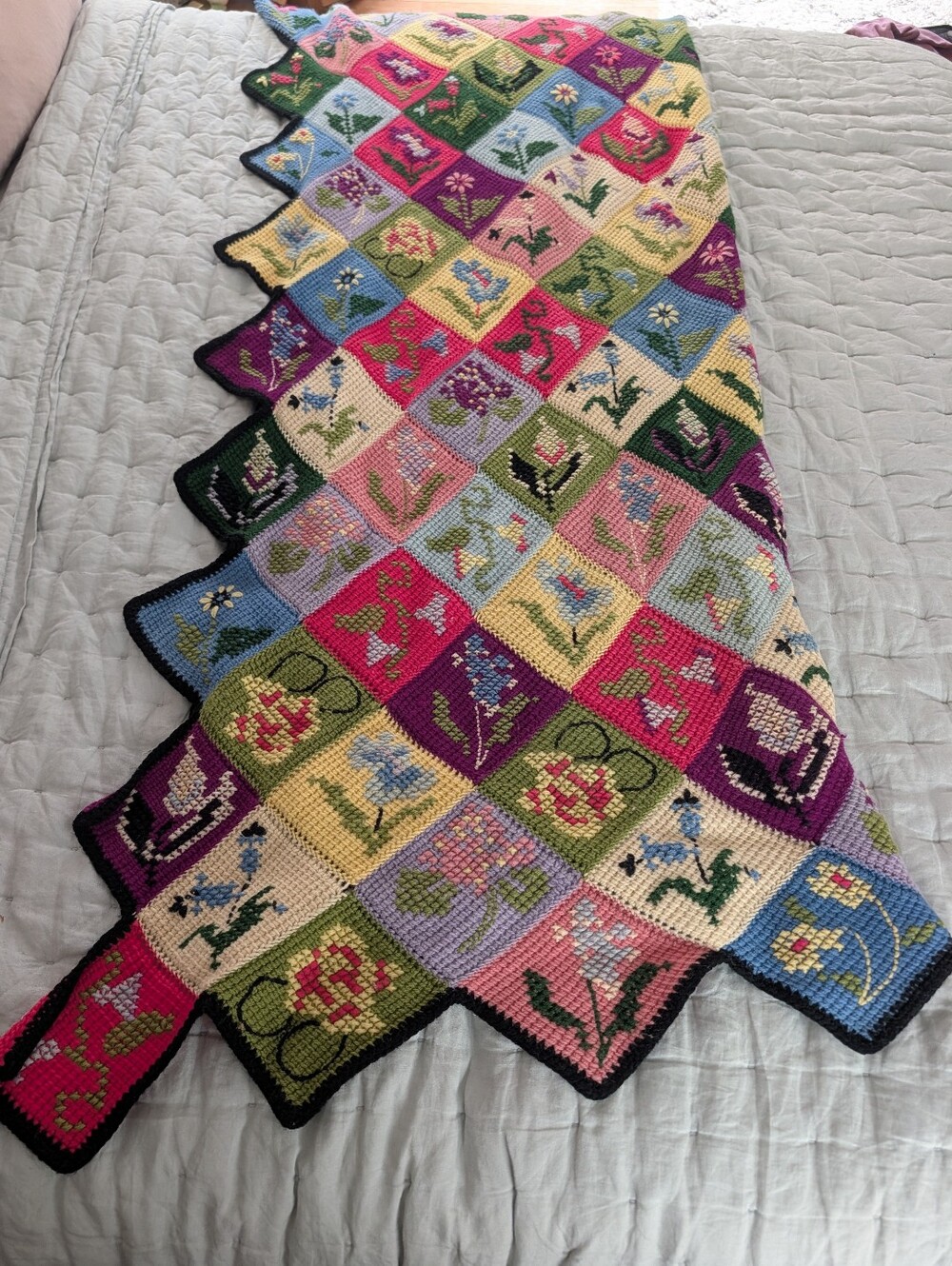 Vintage Hand Made Crochet Patchwork Floral Cottagecore Afghan Throw Blanket